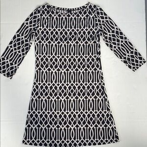 Black and White Sheath Dress with 3/4 Sleeves Small